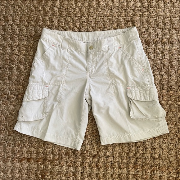 Columbia Pants - Columbia Aruba™ Women’s Hiking Shorts Size 12 • Stone • 9″ Inseam • 100% Nylon
